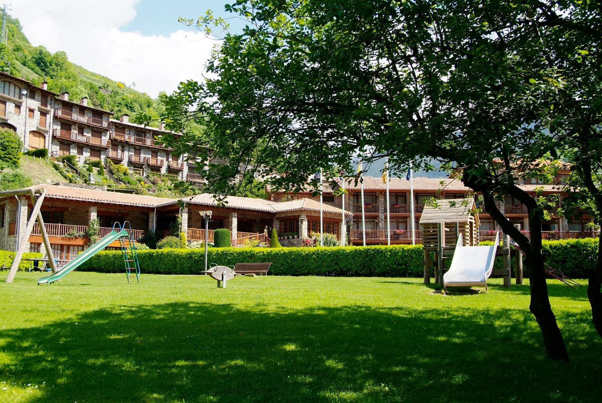 Hotel La Coma Setcases Exteriör bild