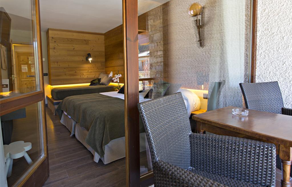 Hotel La Coma Setcases Exteriör bild